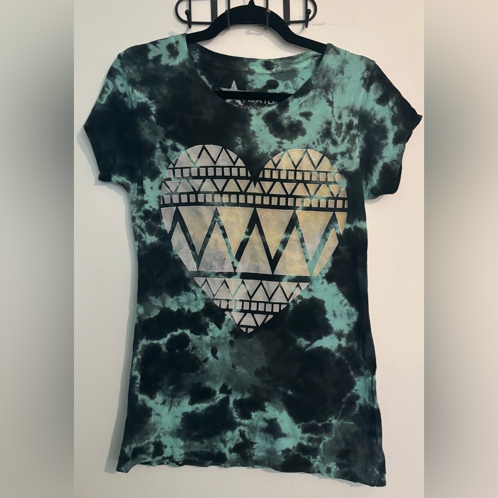 Hybrid Apparel Womens Medium Teal Black Tie Dye Heart Graphic Crewneck Tee